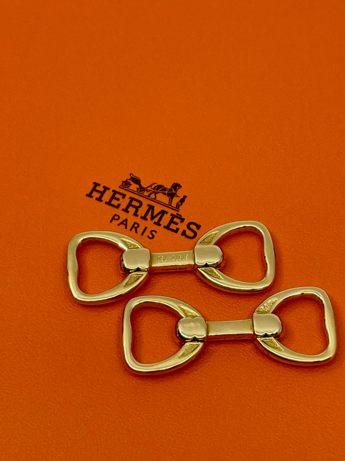 Etrier Cufflinks, 18k Gold, Hermès Paris – Chasseur NYC