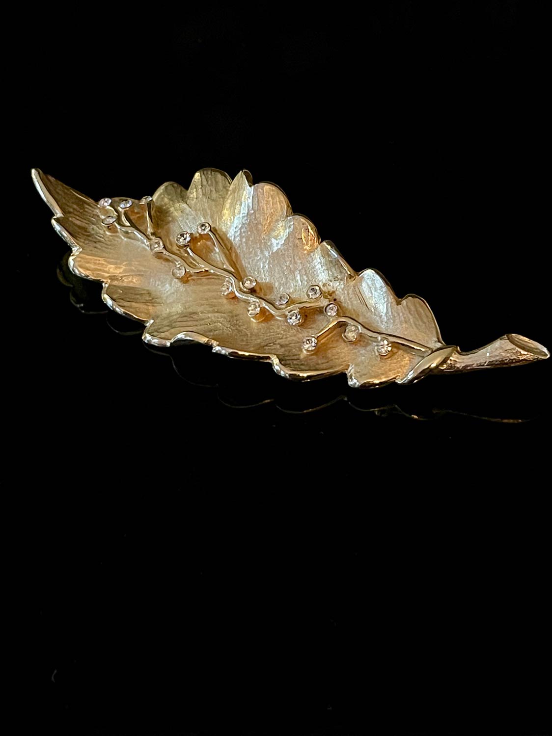 Leaf Brooch, c1960s – Chasseur NYC